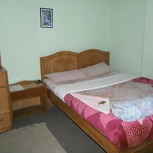 Hostel Red Planet